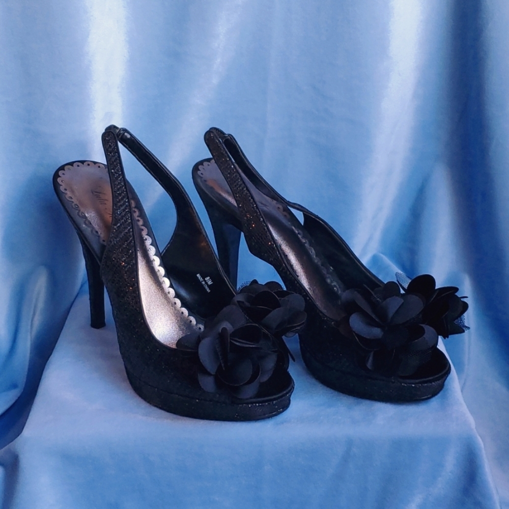 Lulu Townsend Black Heels with Ruffle Detail